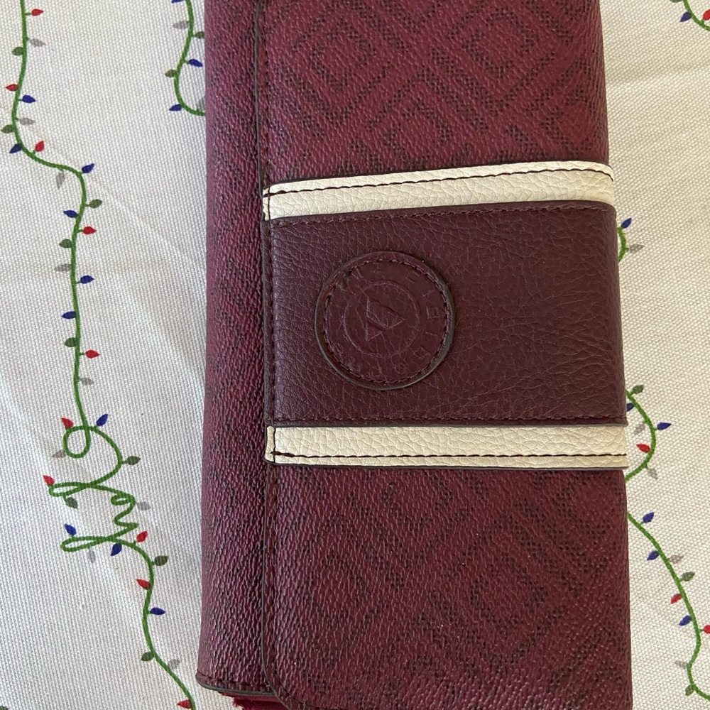 Liz Claiborne wallet rfid protected